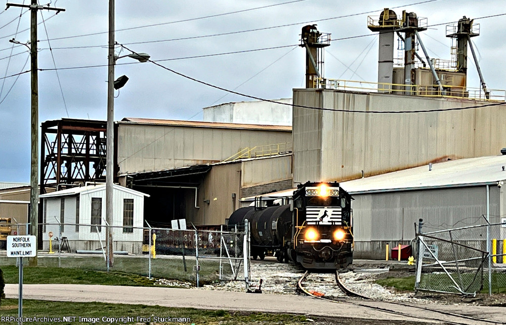 NS 5803 switches Scott's.